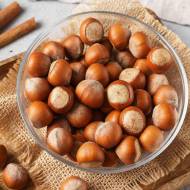 Саджанець Фундук щеплений на ліщині ведмежій Джефферсон в контейнері